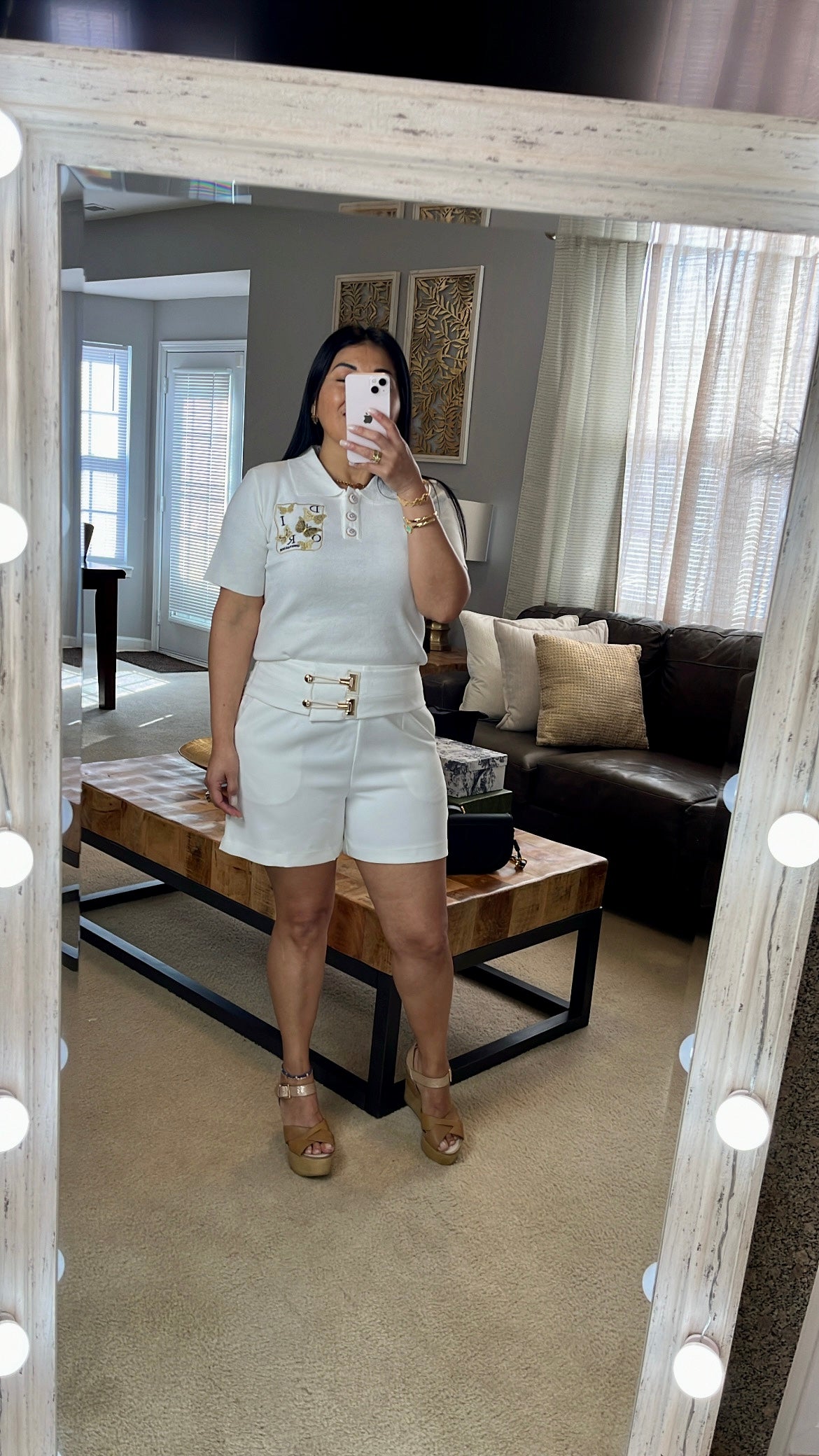 Short Broche